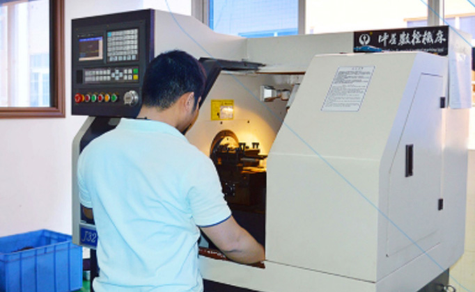 ¿Por qué elegir un fabricante profesional de la cámara de seguridad Pan-Tilt Unit (PTZ)?